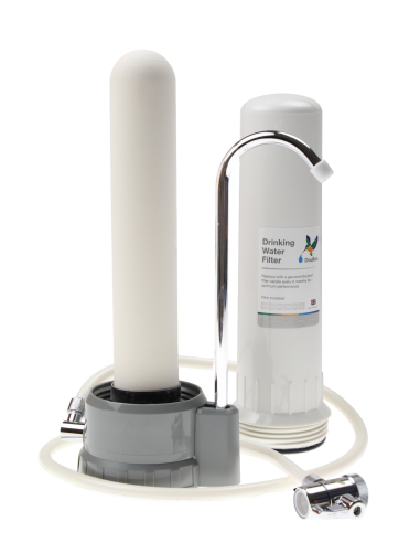 HCP Auftisch-Wasserfilter aus PE mit UltraCarb Filterpatrone